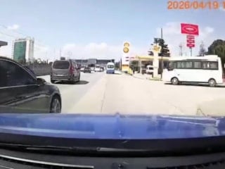 Bursa'da makas atan sürücü kazaya davetiye çıkardı