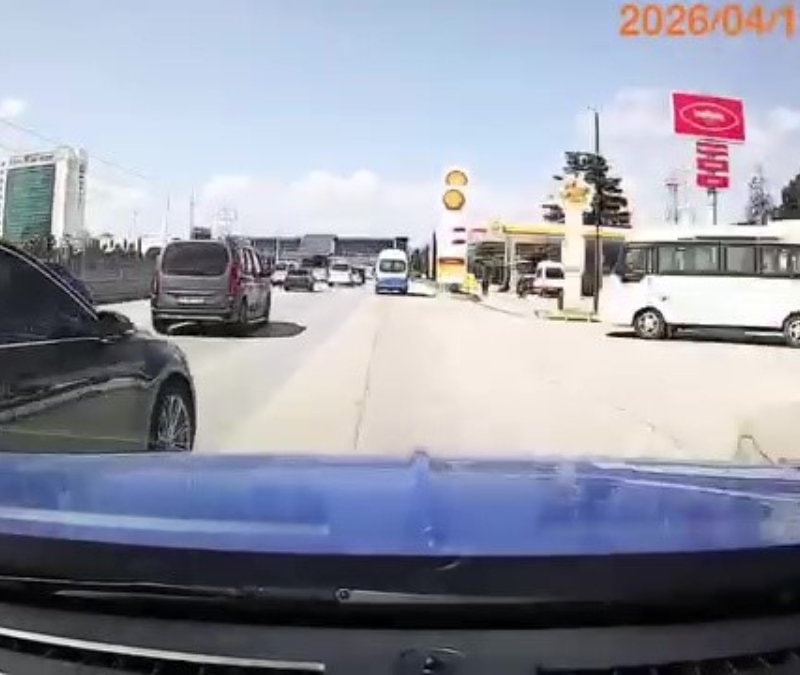 Bursa'da makas atan sürücü kazaya davetiye çıkardı