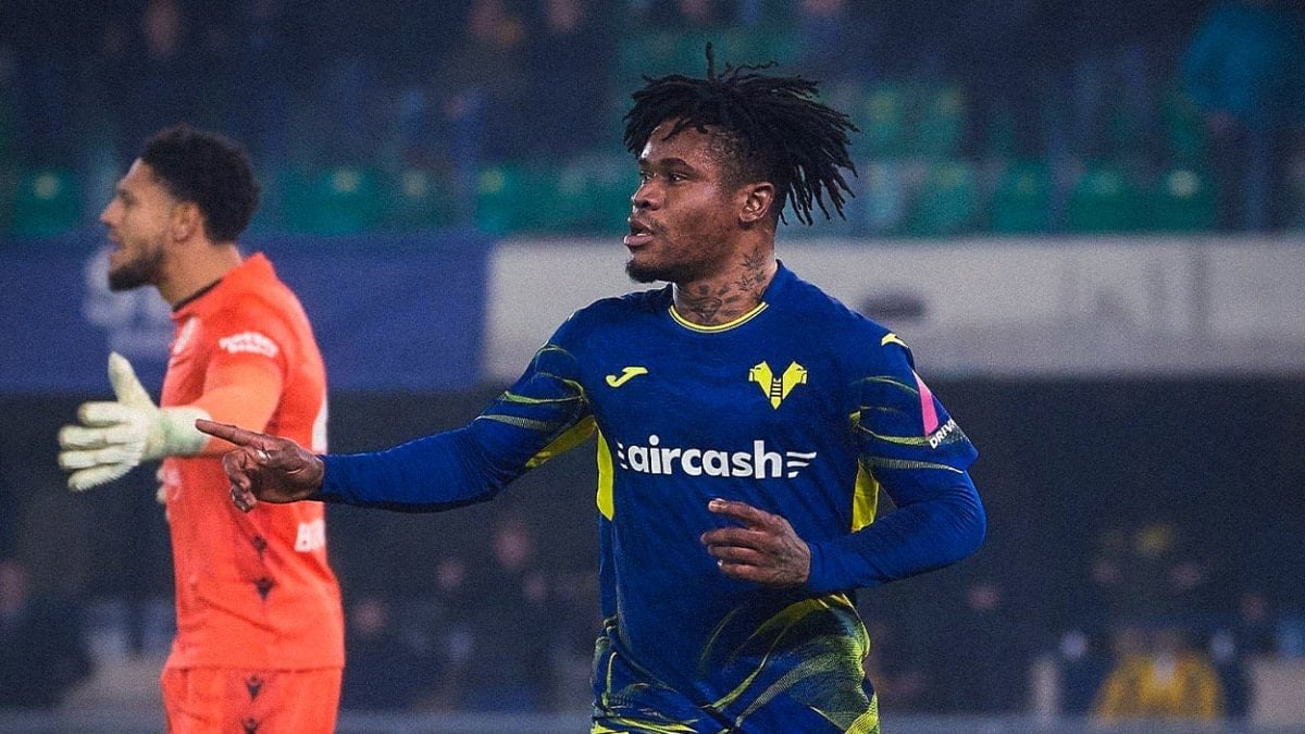 İtalya'da şaşkına çeviren olay: Yıldız oyuncu taraftarla yumruk yumruğa kavga etti!