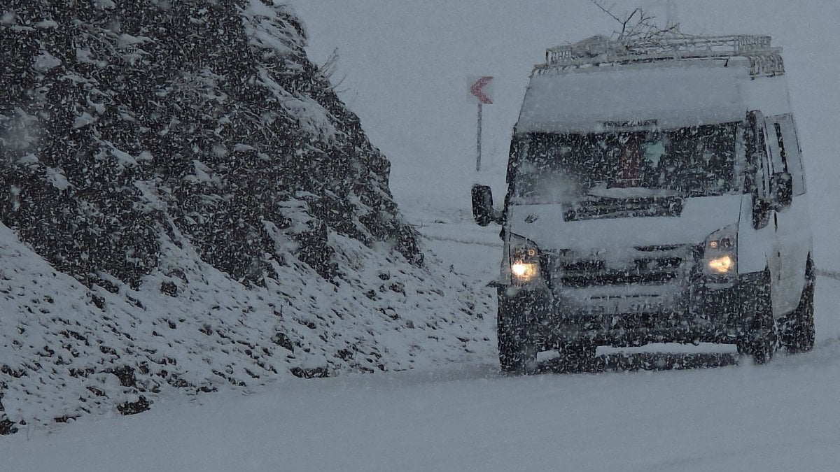 Van'da nisan ayında iki mevsim bir arada