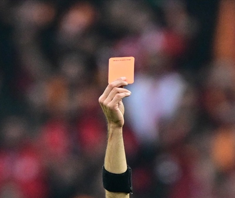 Süper Lig'de 4 büyüklerin kırmızı kart sayıları