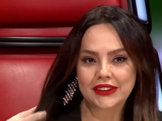 Sadece birkaç karesi var; İşte Ebru Gündeş'in 15 yaşındaki kızı Alara'nın son hali...