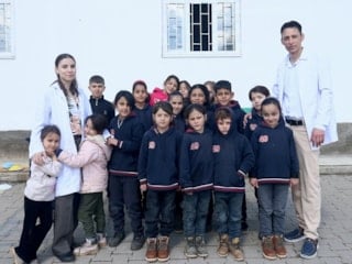 Muş’ta öğretmen çiftten örnek dayanışma