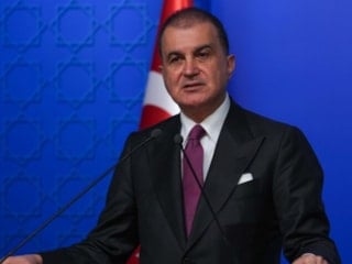 Ömer Çelik: Özel'in Cumhurbaşkanımızın adını Netanhayu ile birlikte zikretmesi zavallılıktır