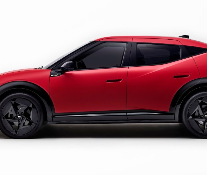 Hyundai IONIQ 3’ü Milano Tasarım Haftası’nda tanıttı