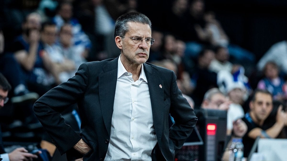 EuroLeague'de yılın başantrenörü Pedro Martinez oldu