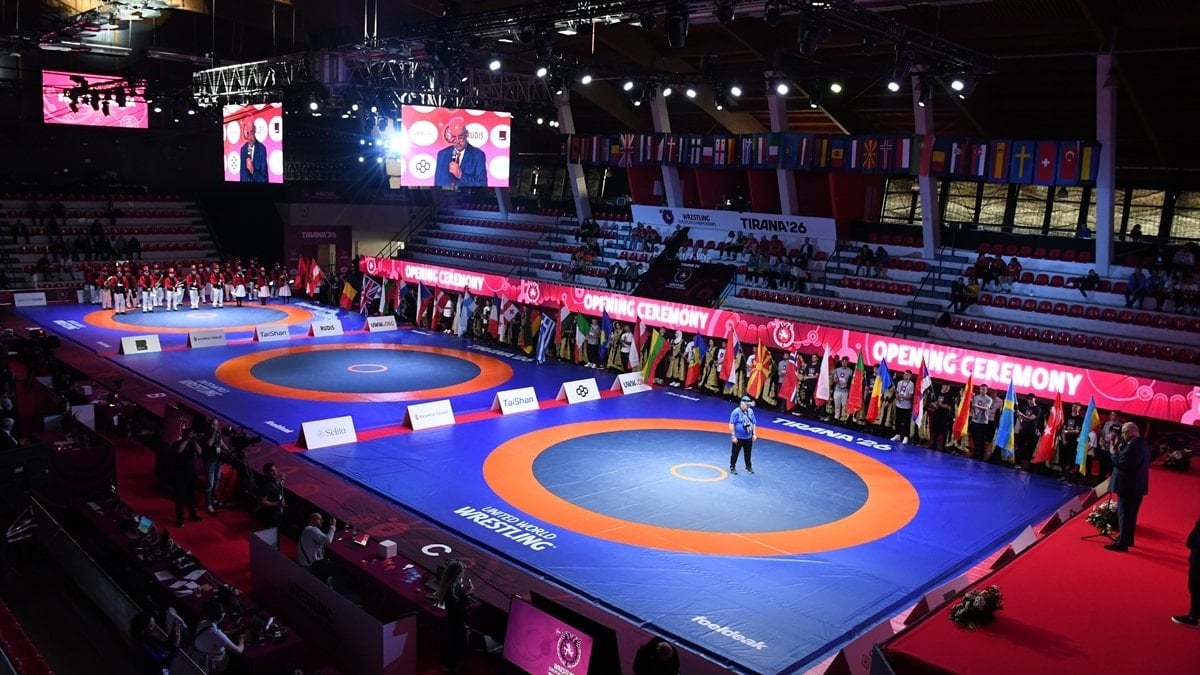 Murat Fırat ve Cengiz Arslan, Avrupa Güreş Şampiyonası'nda yarı finalde