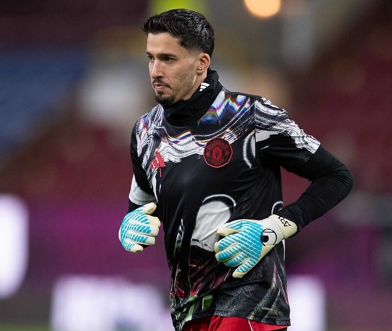 Mustafa Kaplan, Altay Bayındır'ı isteyen takımları duyurdu