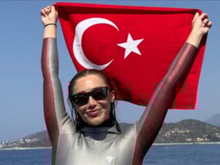 Şahika Ercümen, AIDA Dünya Serbest Dalış Kupası'nda mücadele ediyor