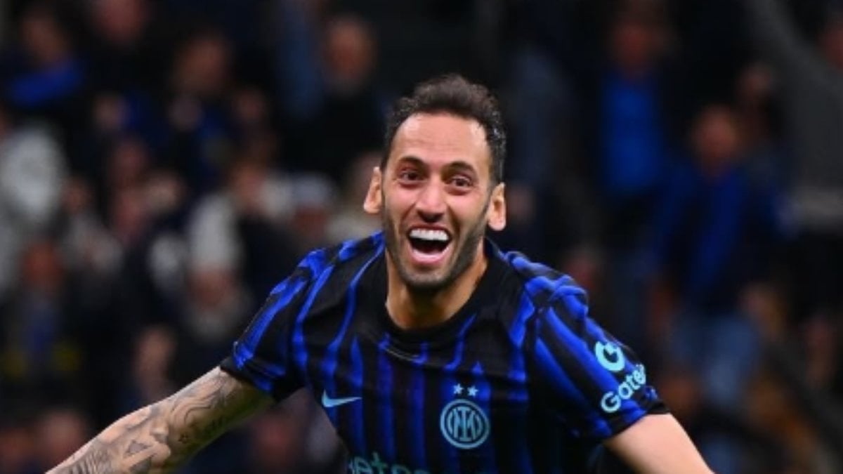 Hakan Çalhanoğlu yıldızlaştı! Inter, Como'yu kupada eledi