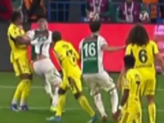 Fenerbahçe'den penaltı pozisyonuna tepki!