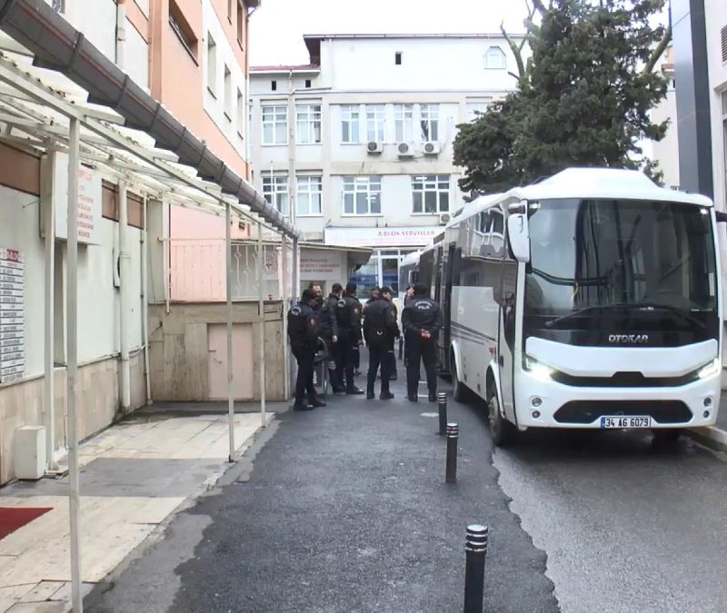 Uşak Belediyesi'ne yönelik rüşvet soruşturmasında gözaltına alınan 29 şüpheli adliyede