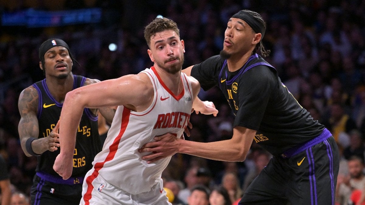 Alperen, double double yaptı! Rockets, Lakers'a yenildi