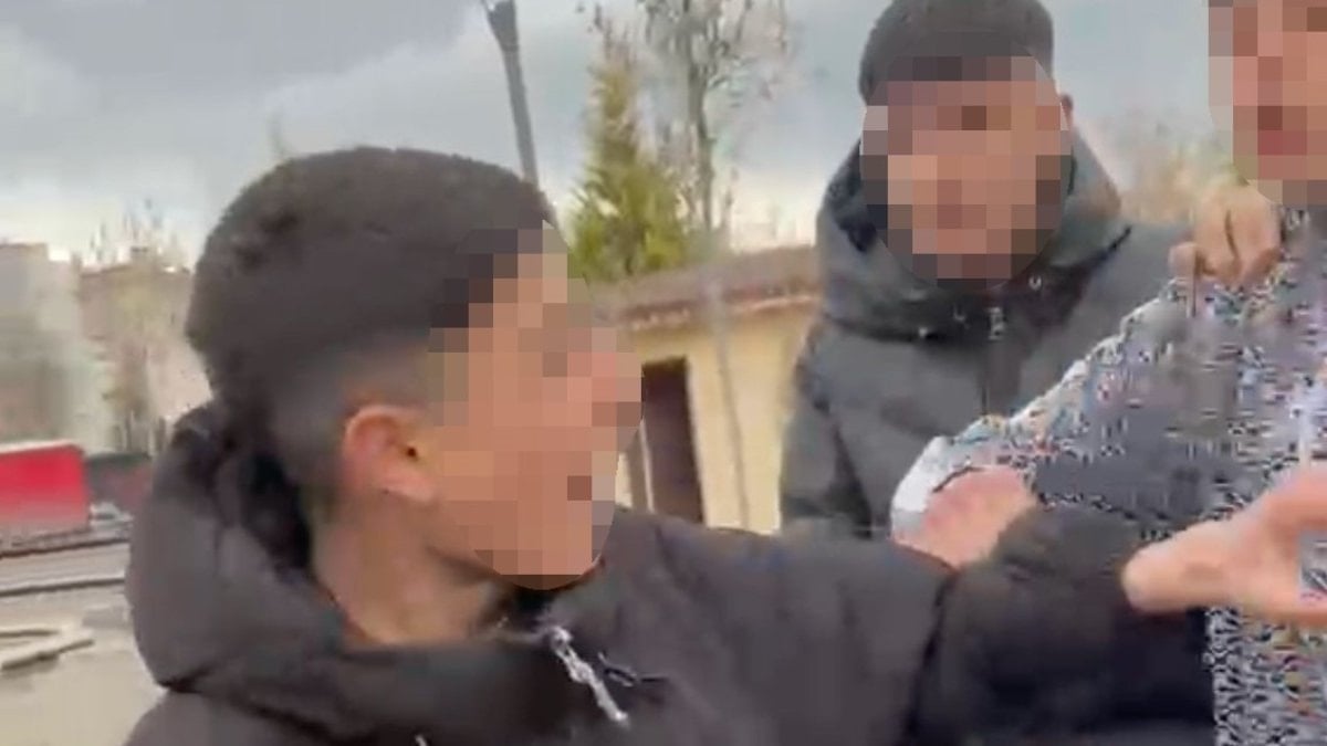 Eskişehir'de bir grup akranlarını darbedip sosyal medyada paylaştı
