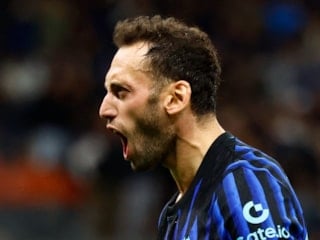 Cesc Fabregas: Hakan Çalhanoğlu'na hayranım