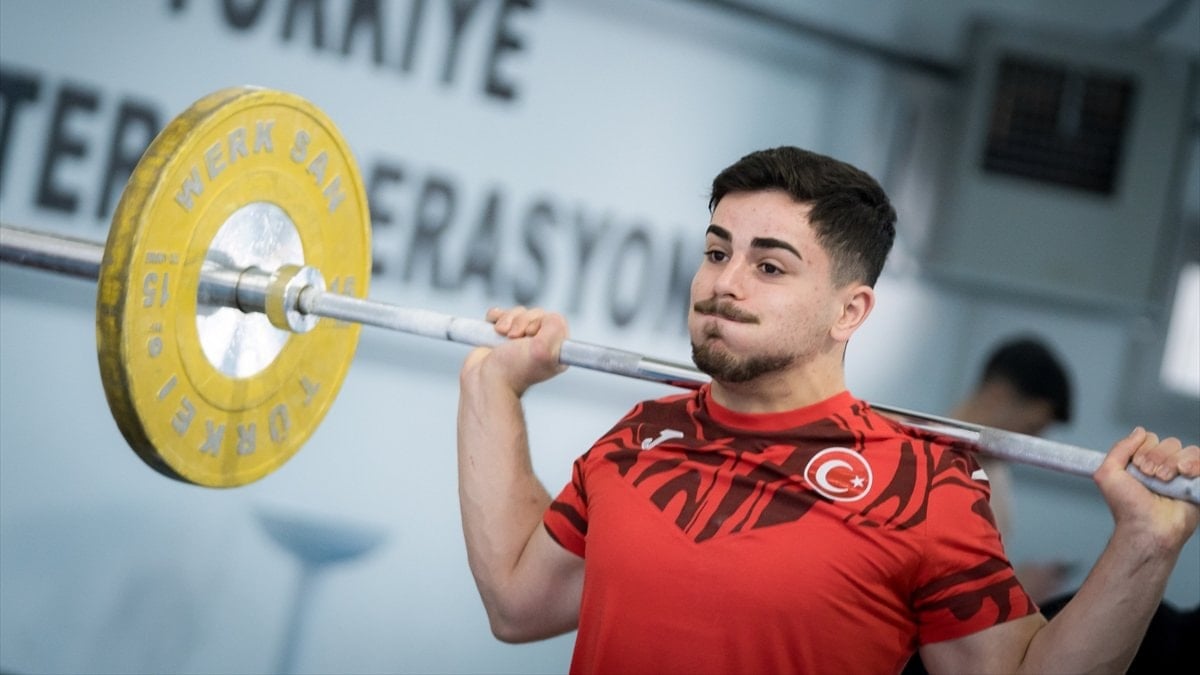 Kaan Kahriman, Avrupa Şampiyonası'nda gümüş madalya kazandı