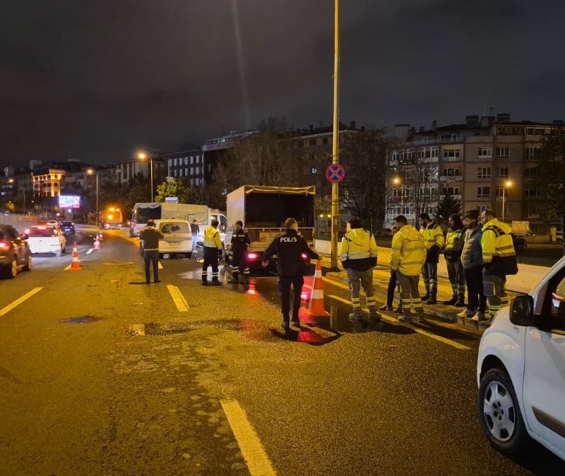 Ankara'da kaza yapan motosiklet sürücüsü ağır yaralandı