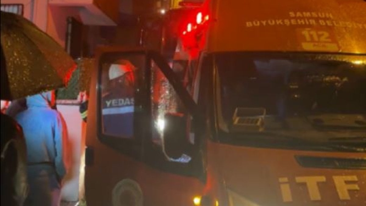 Samsun'da çıkan yangında anne ile 6 aylık bebeği dumandan etkilendi