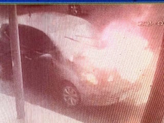 İstanbul'da seyir halindeki otomobil alev aldı