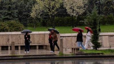 Yurdun büyük bölümü yağmurun etkisinde: Sıcaklıklar mevsim normallerinin altında