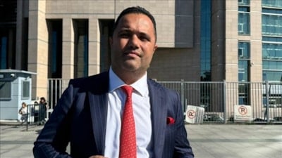 Rezan Epözdemir'e FETÖ'ye yardımdan takipsizlik kararı