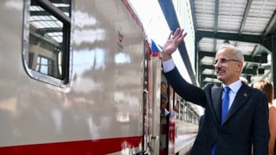 Abdulkadir Uraloğlu: Tiyatro Treni, 4 Mayıs'ta Ankara'dan yola çıkacak