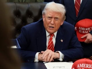 Donald Trump'tan Hürmüz açıklaması: Donanmaya 'vur' emri verdim