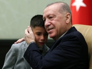 Cumhurbaşkanı Erdoğan, 23 Nisan çocuklarını kabul etti