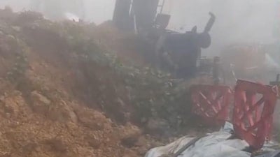 Giresun'da heyelan paniği: Sondaj makinesi toprak altında kaldı