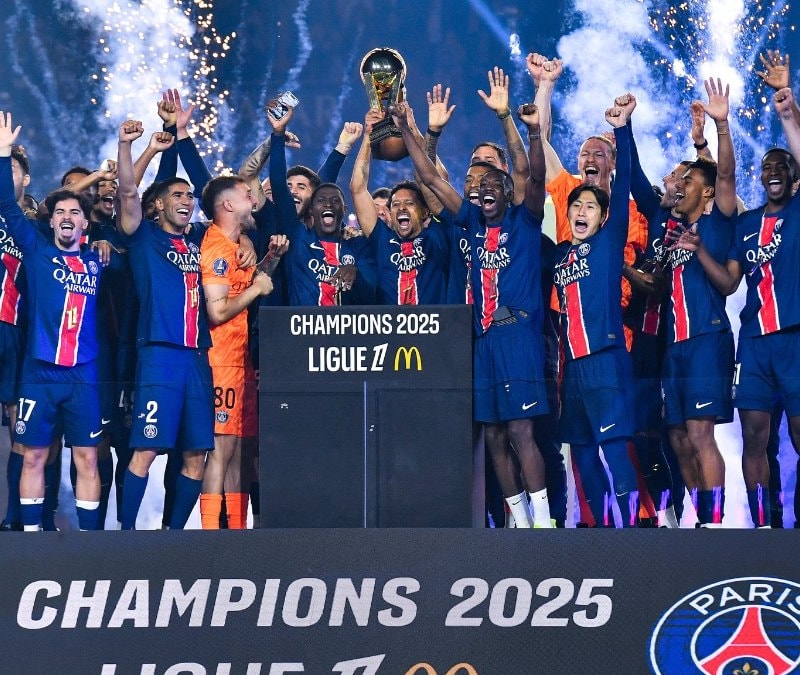 Avrupa şampiyonu PSG, yılın takımı seçildi