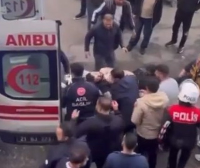 Diyarbakır'da silahlı kavga: 1 ölü