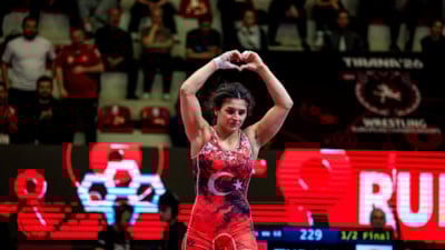 Milli güreşçi Nesrin Baş, Avrupa şampiyonu oldu