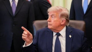 Trump: İran'daki karmaşanın çözülebilmesi için ateşkesi uzattım