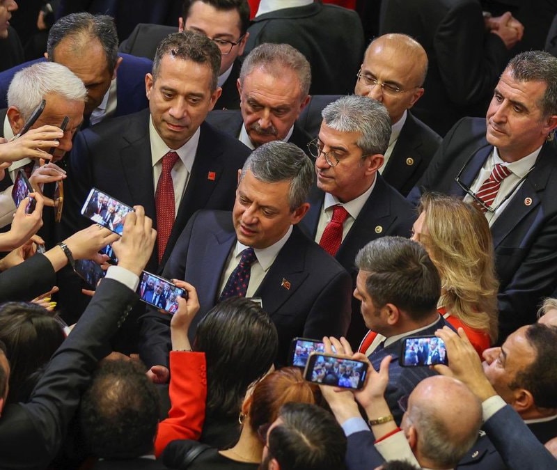 Gaziantep'te CHP yönetimi, mehter gösterisine sırtını döndü: Özgür Özel'den açıklama geldi