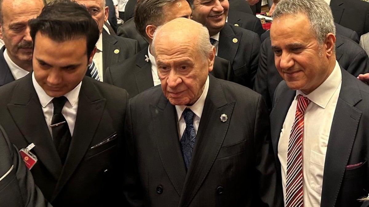 Devlet Bahçeli'den "Galatasaray-Fenerbahçe" derbisine ilişkin yorum geldi