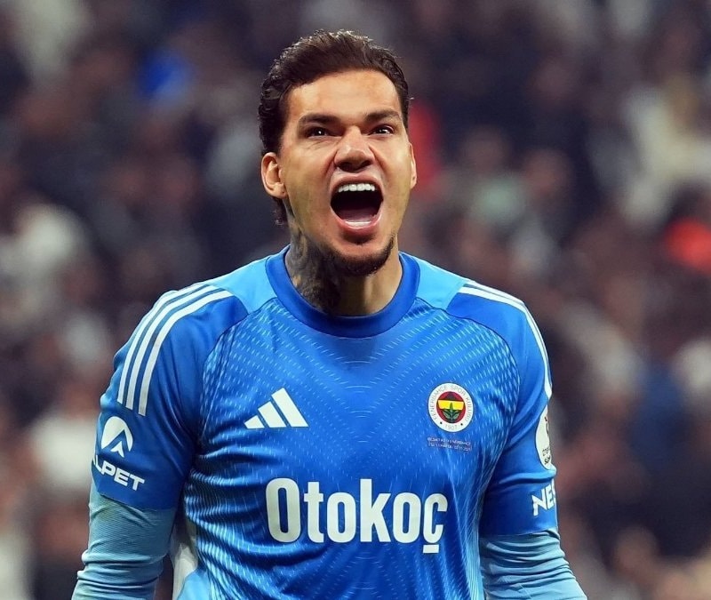 Domenico Tedesco'dan derbi için kaleci kararı