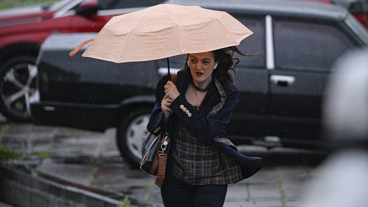 Yağmur etkisini sürdürüyor: Sıcaklıklar normallerin altında