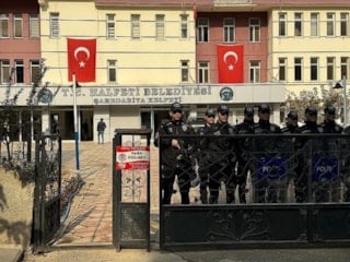 Halfeti Belediyesi'ne operasyon: 47 gözaltı