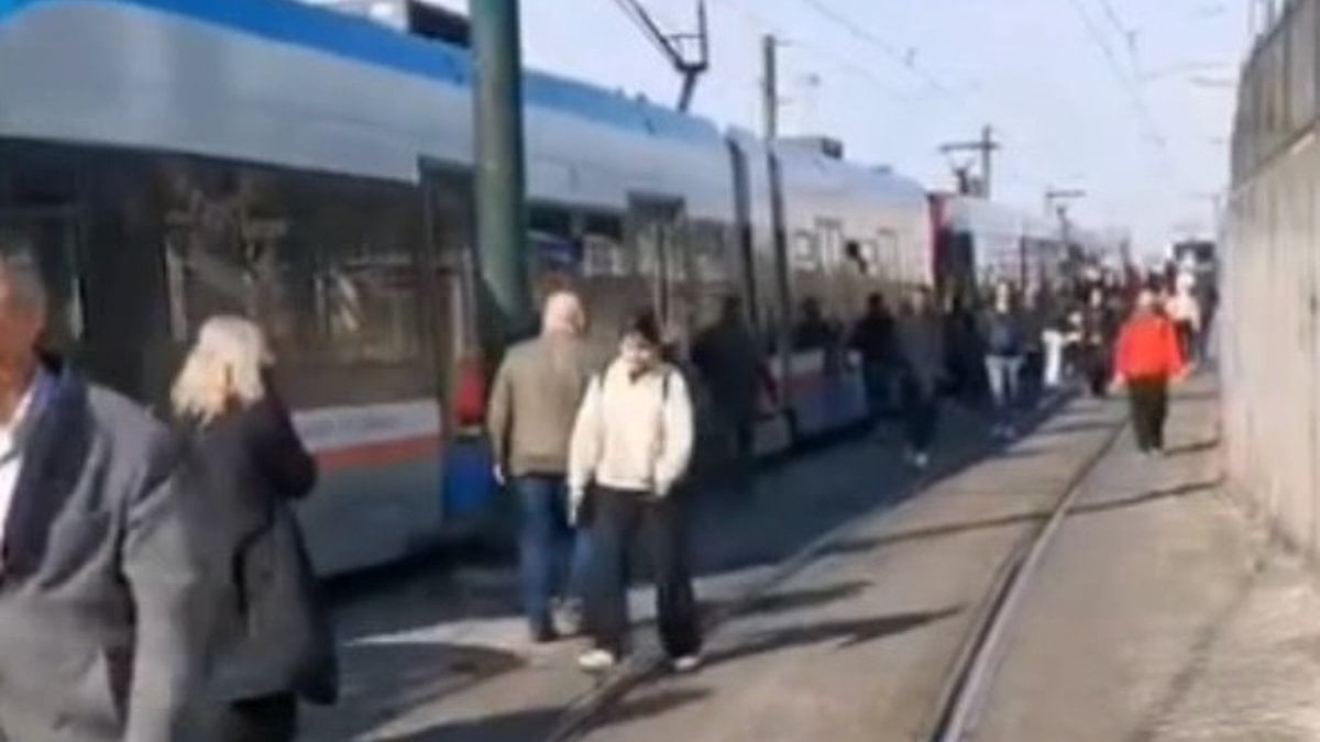 Kabataş-Bağcılar Tramvay Hattı'nda arıza yaşandı