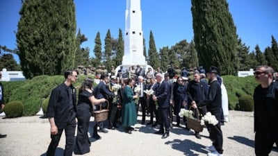 Çanakkale Kara Savaşları’nın 111. yılında Fransız Askeri Mezarlığı’nda anma töreni