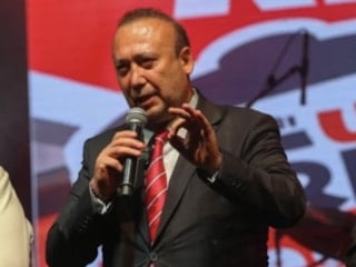 Özkan Yalım hakkında 'Erkek sevgilileri var' iddiası