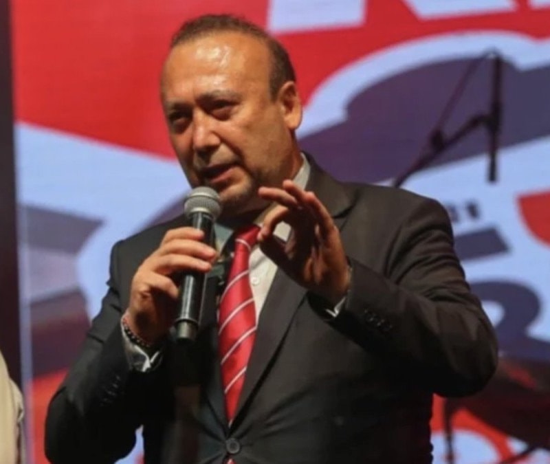 Özkan Yalım hakkında 'erkek sevgilileri var' iddiası