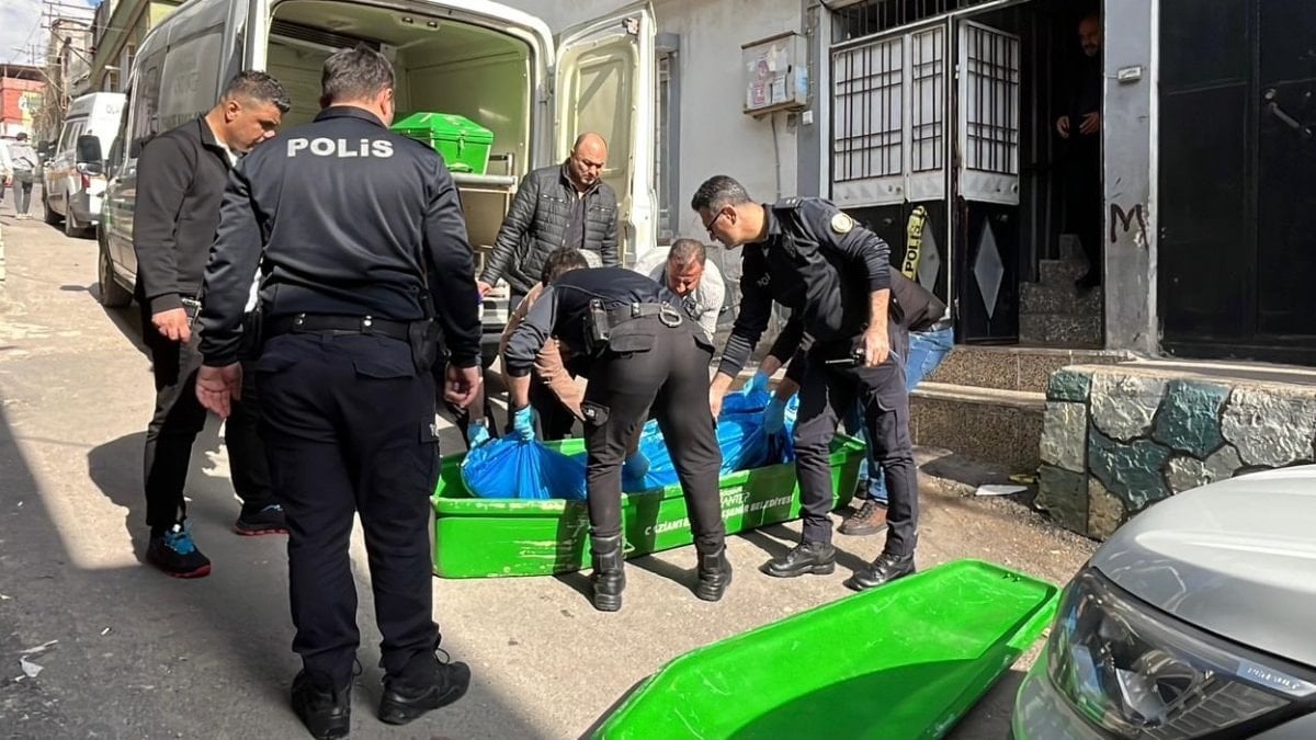 Gaziantep'te 14 yaşındaki kız çocuğu babasını öldürdü