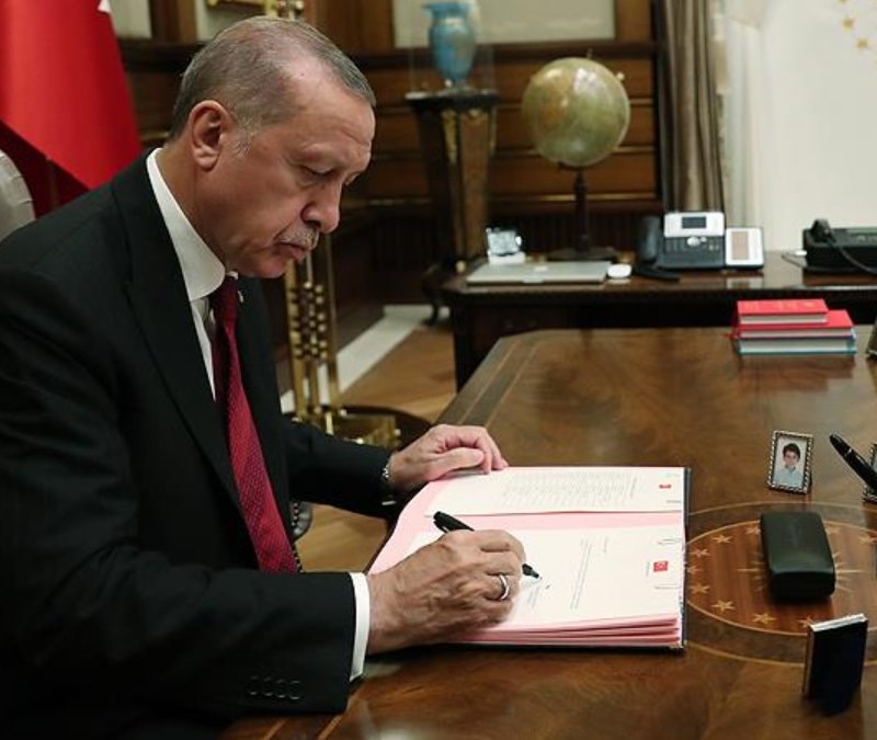 Bakanlıklara ilişkin atama kararları Resmi Gazete'de