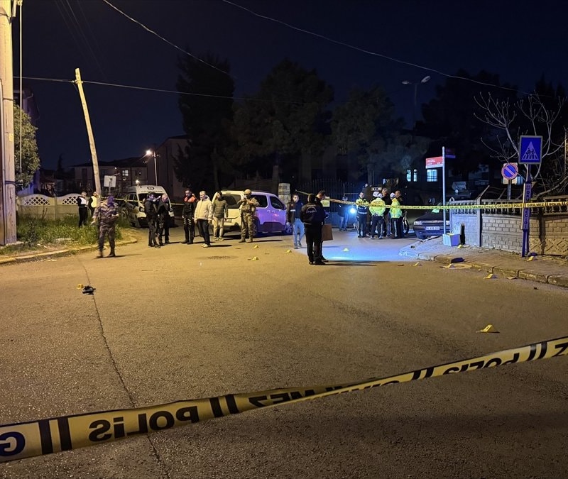 Sakarya'da silahla rastgele ateş açan şahıs yaralı ele geçirildi