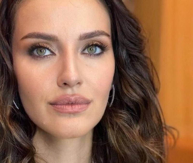 İrem Helvacıoğlu'ndan eski eşine göndermeli paylaşım