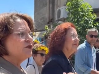 Didim Belediye Başkanı, sağa bakan Atatürk büstünü övdü