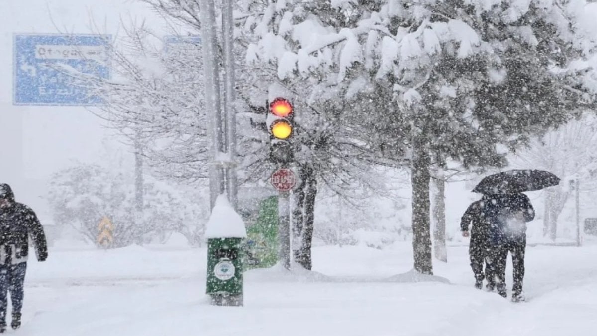 Montları kaldırmayın: İşte Mayıs'ta kar beklenen iller