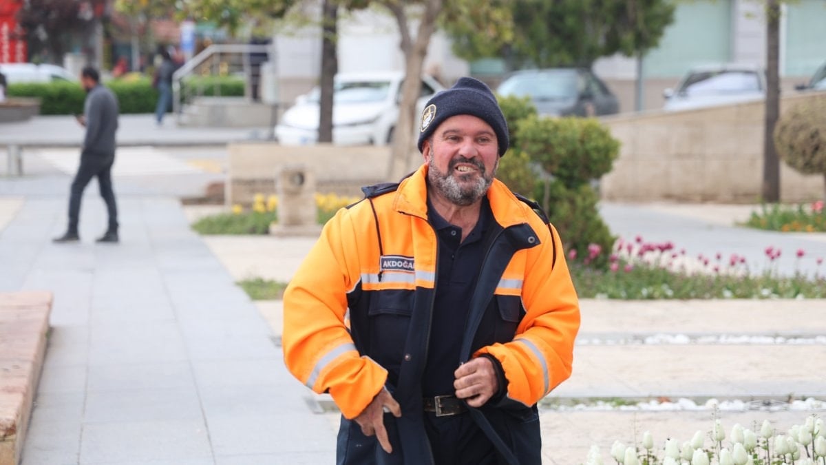 Kırşehir'de temizlik görevlisi, bulduğu 150 bin TL’lik altını sahibine teslim etti