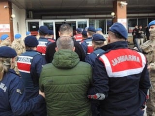 5 ilde rüşvet operasyonu: 13 tutuklama